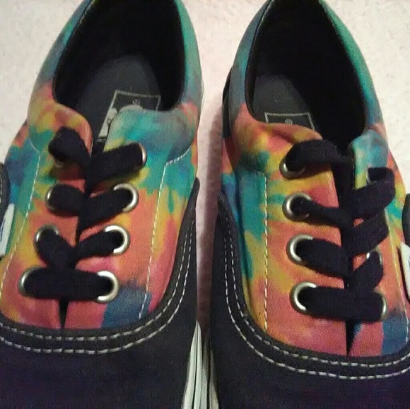 💕EUC Vans, The era Tie Dye Sneakers - Picture 2 of 8